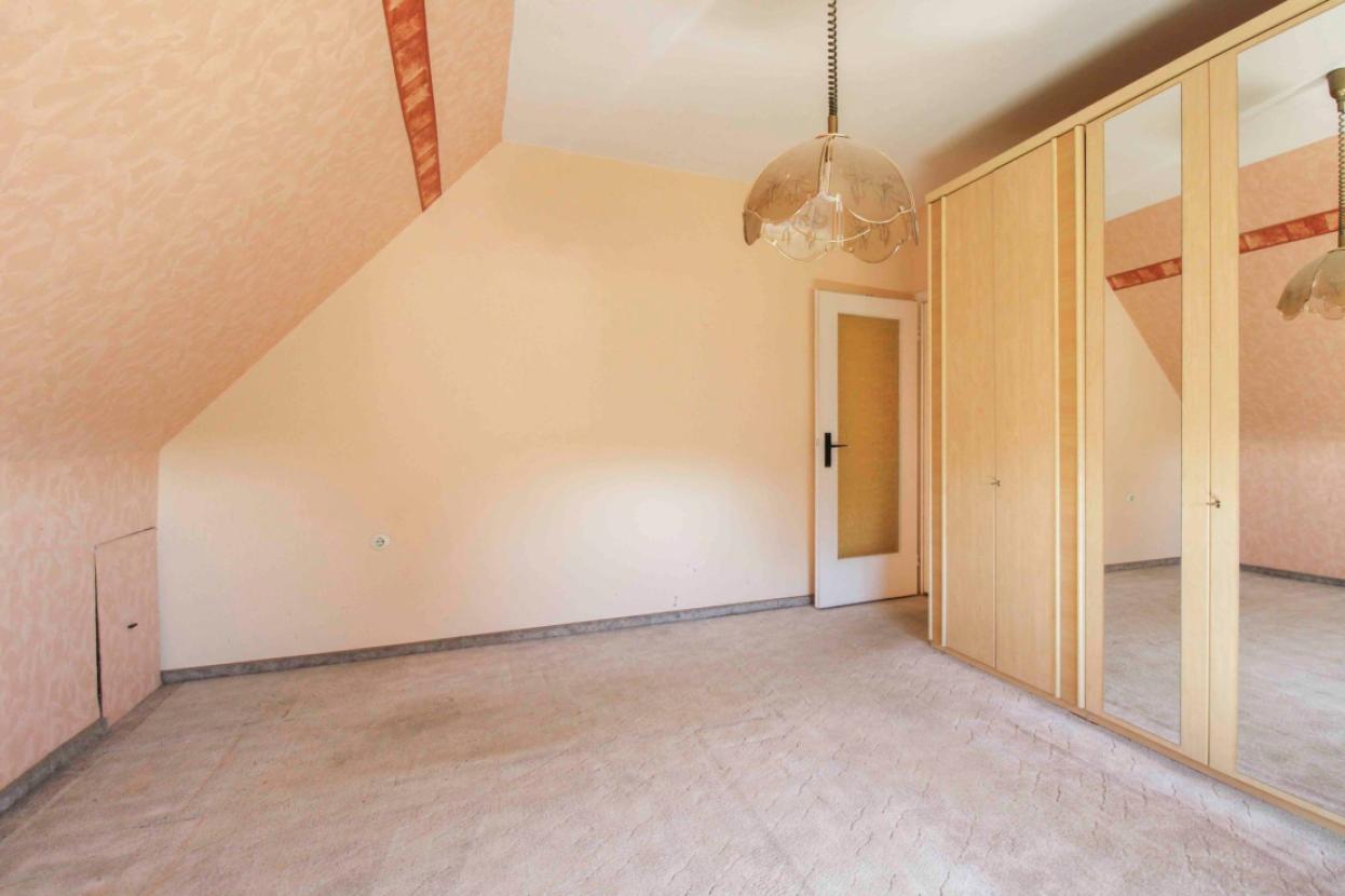 Schlafzimmer 02 Ansicht 02