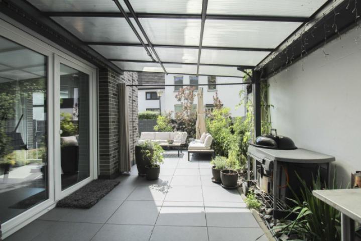 Überdachte Terrasse