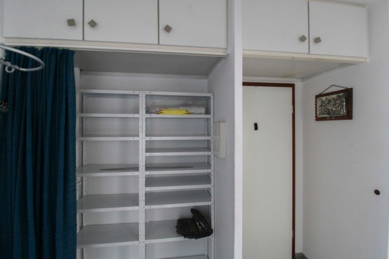 Flur mit Abstellräumen