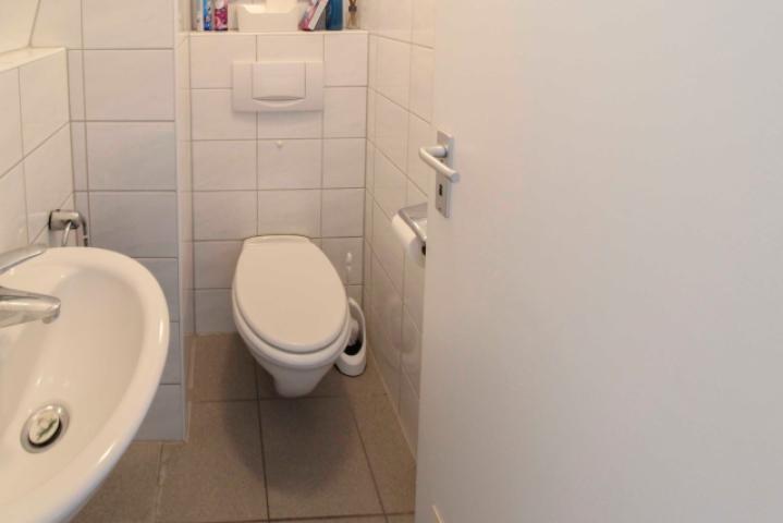 Gäste-WC Wohnung OG