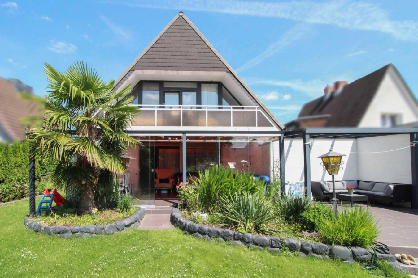 Ansicht vom Garten (2)