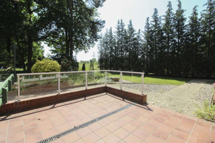 Terrassen- Gartenbereich