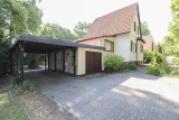 Carport und Garage