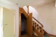 Treppen zum Keller und OG