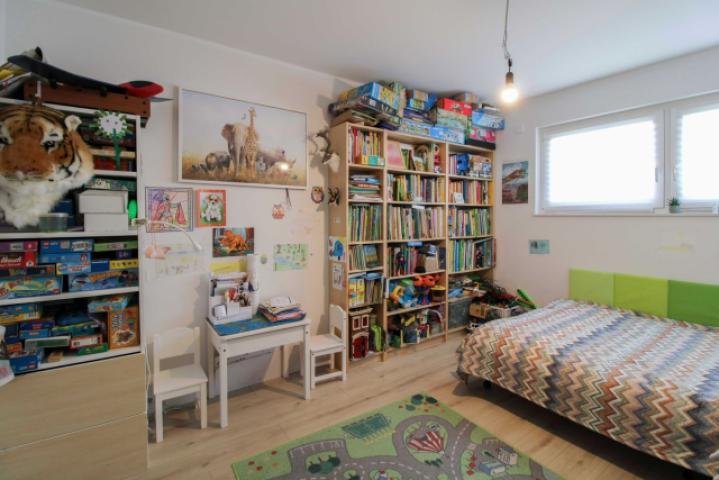 Schlafzimmer II (2)