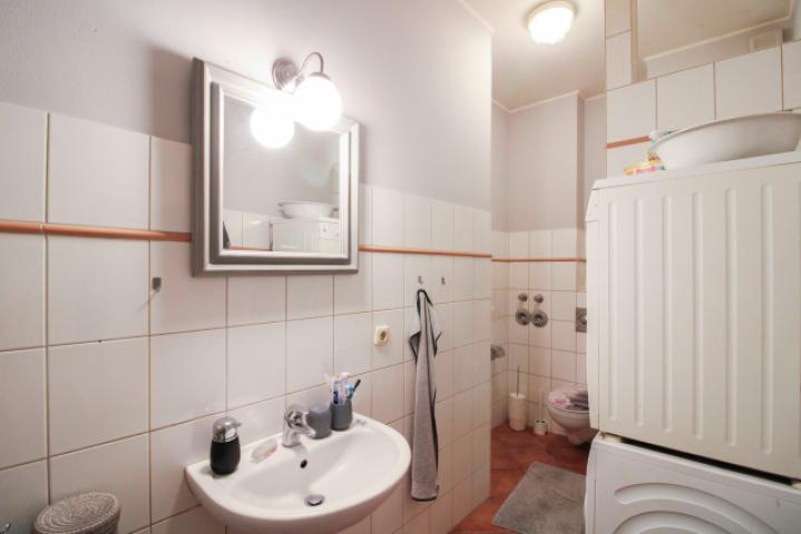 Badezimmer 2