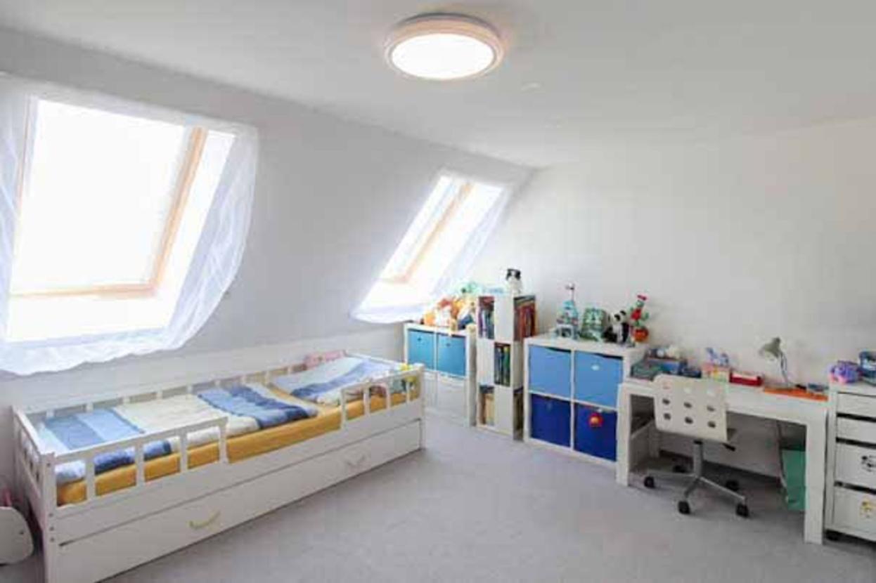 Schlafzimmer 2