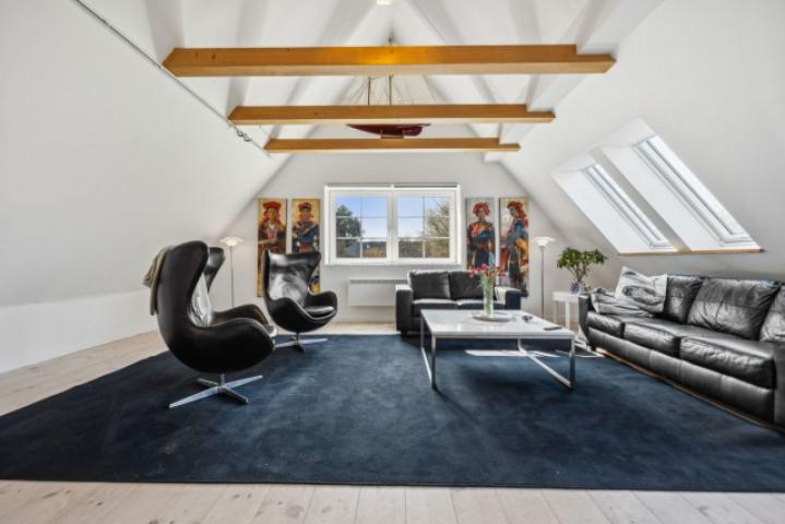 Wohnzimmer Hauptgebäude