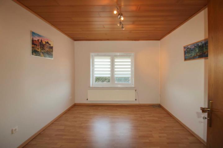 Büro o. Schlafzimmer