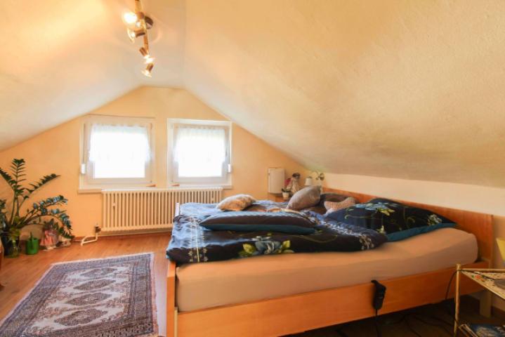 Schlafzimmer DG