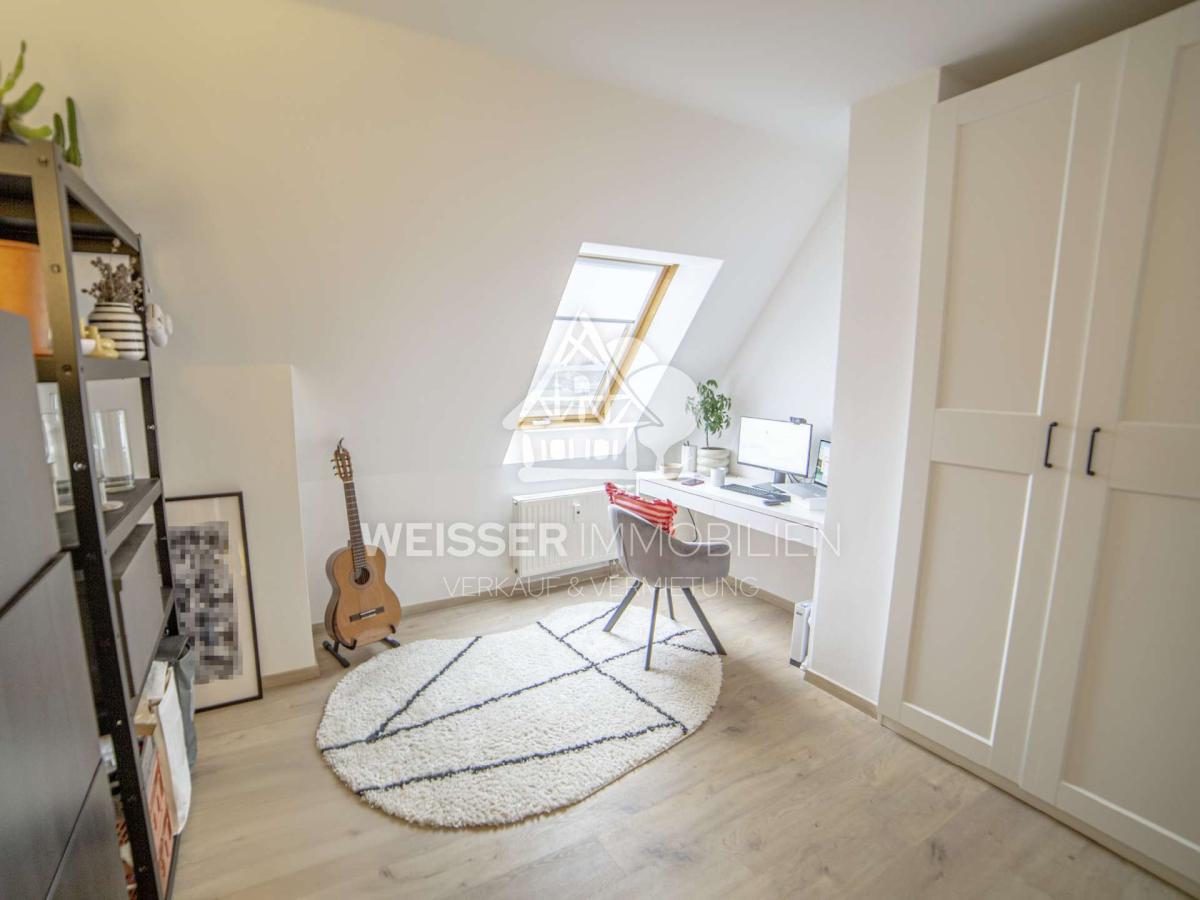 1.DG Arbeits-Kinderzimmer