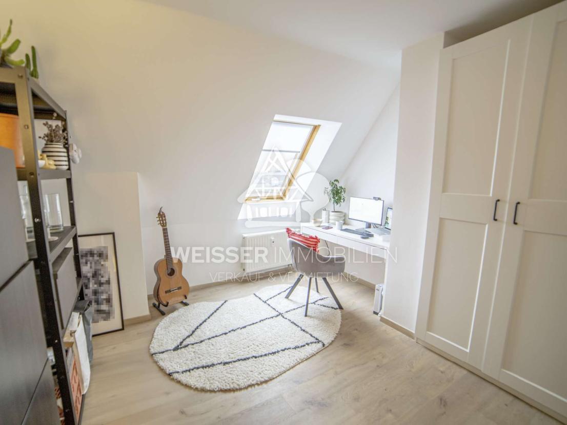 1.DG Arbeits-Kinderzimmer