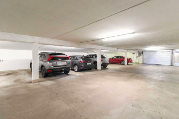 Tiefgarage Stellplatz 35