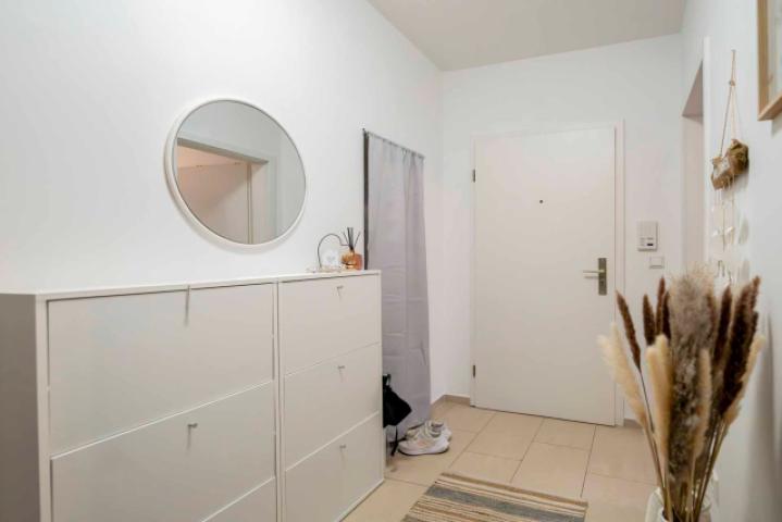 Flur_Whg. 2. OG links