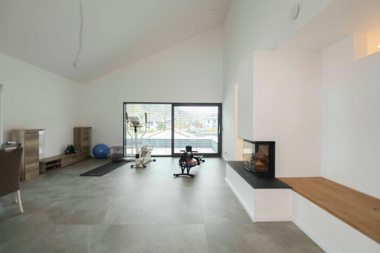 Wohnraum mit Dachterrasse OG