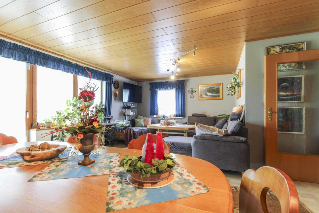 Wohn- und Esszimmer