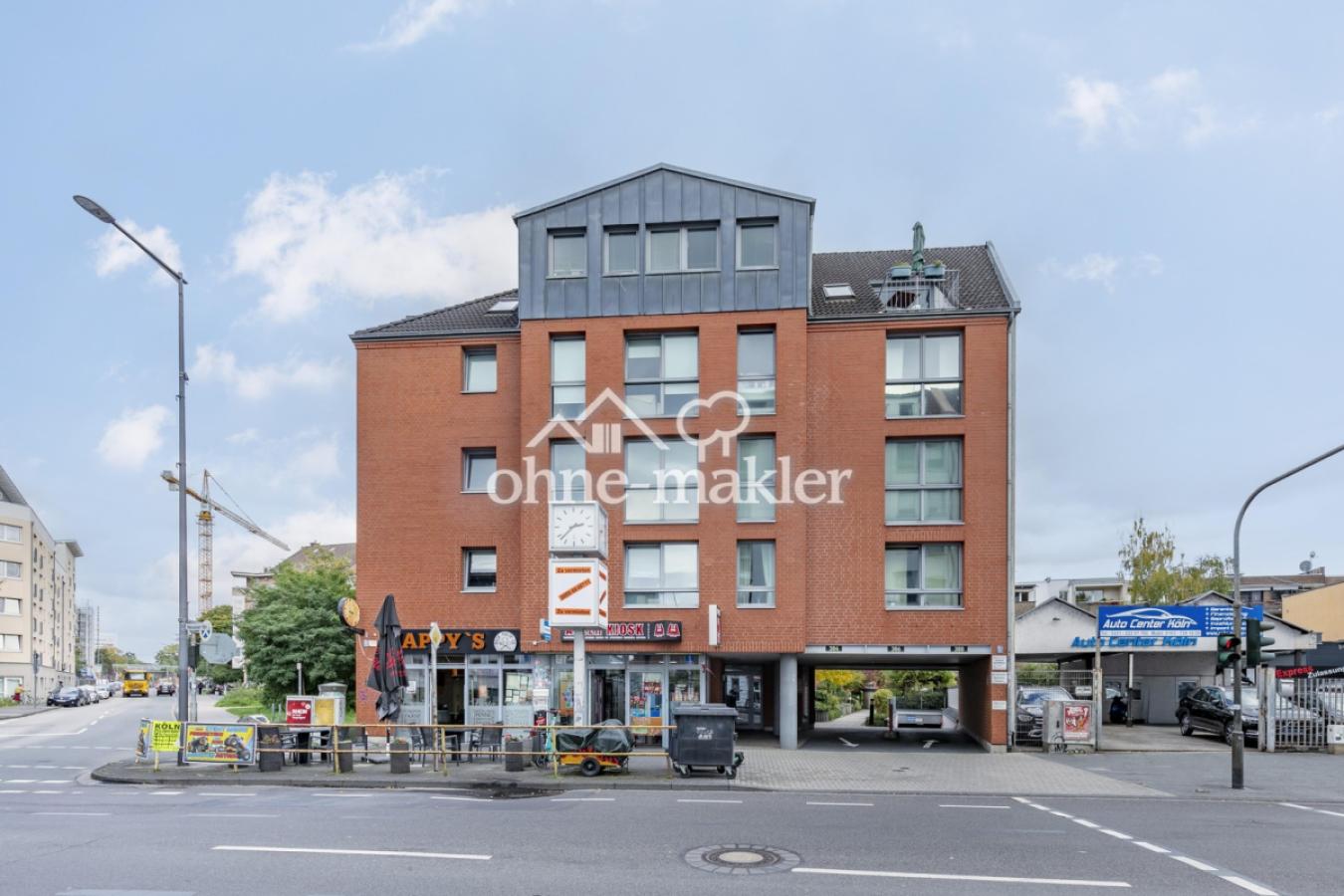 Frontansicht Neusser Str.