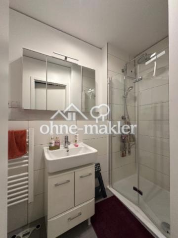 Gäste-WC mit Dusche