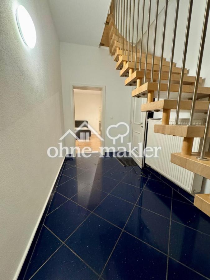 EG Eingang / Flur -Zugang OG