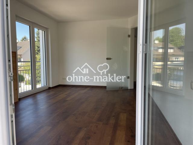 Arbeits-/ Schlafzimmer