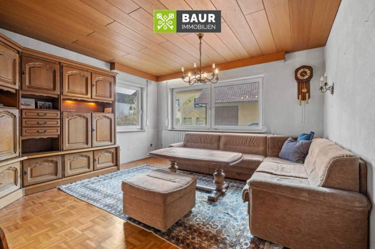 Großzügiger Wohnbereich im EG