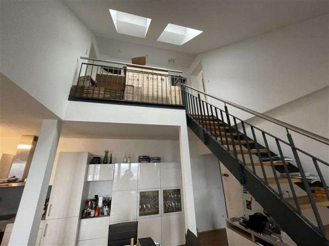 Treppe zur 2 Etage 