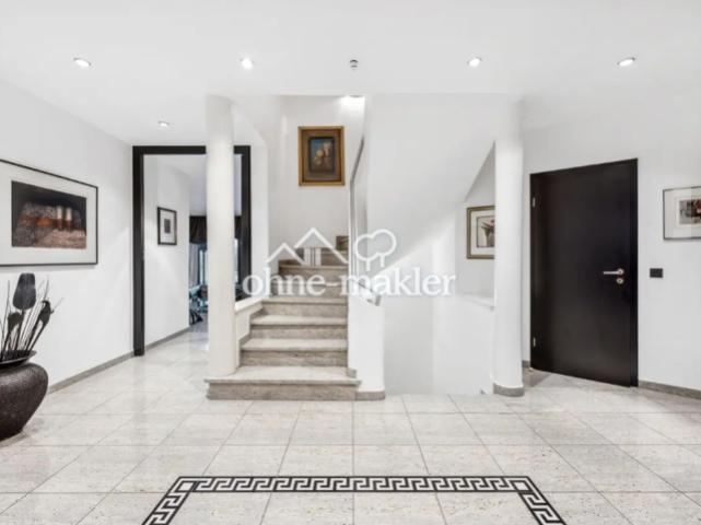 Eingangsbereich der Villa