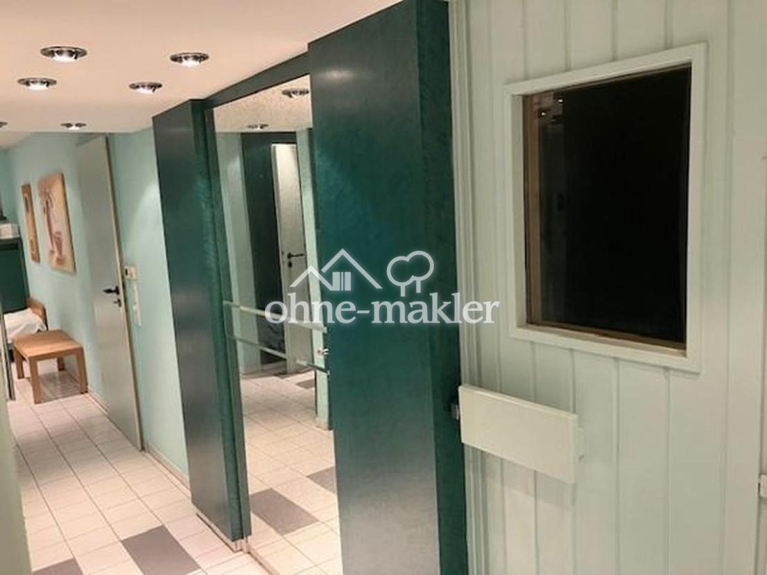 Sauna u. Wellnessbereich