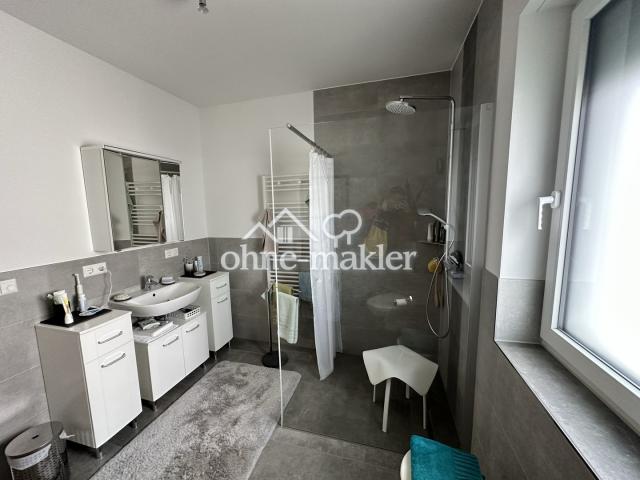 Badezimmer (Bsp. möbliert)