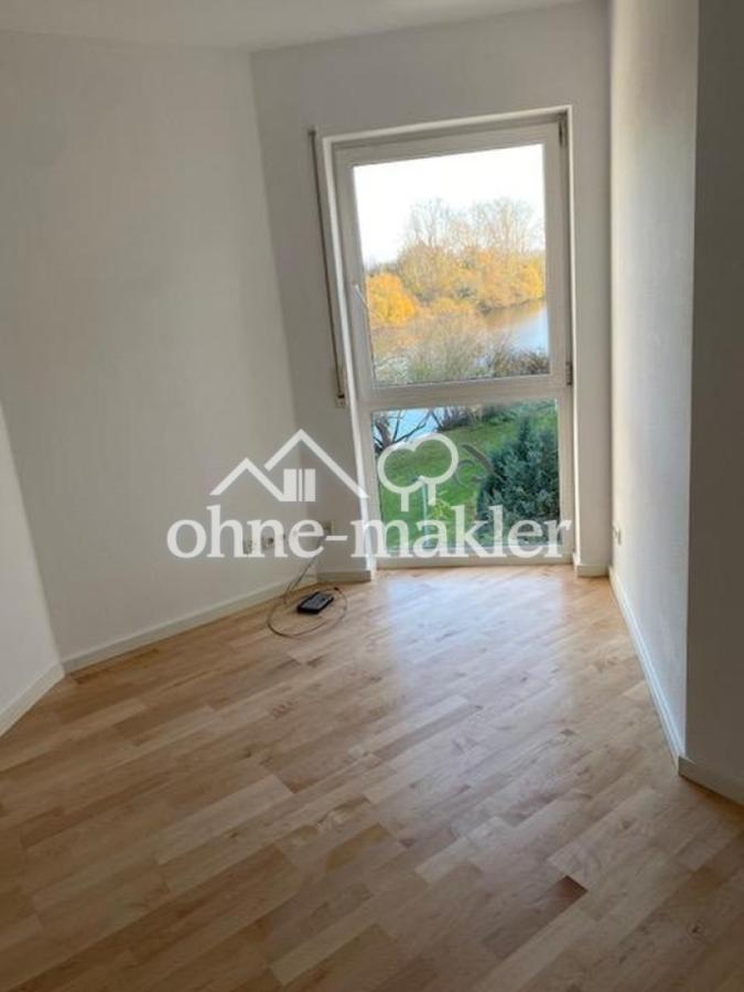 Büro: Blick auf den Main 