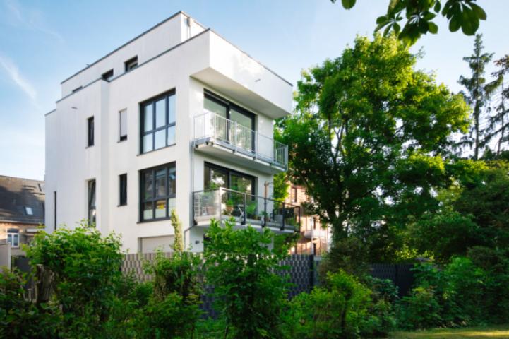 Gelungene Architektur - Die beiden oberen Geschosse gehören Ihnen allein!