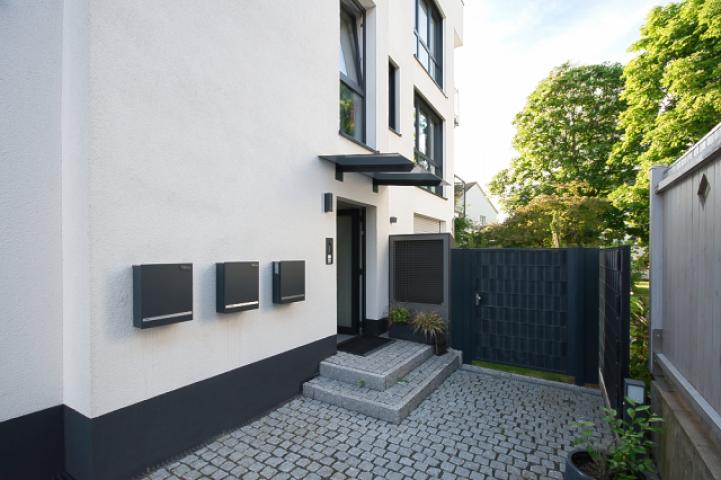 Gepflegter Eingangsbereich