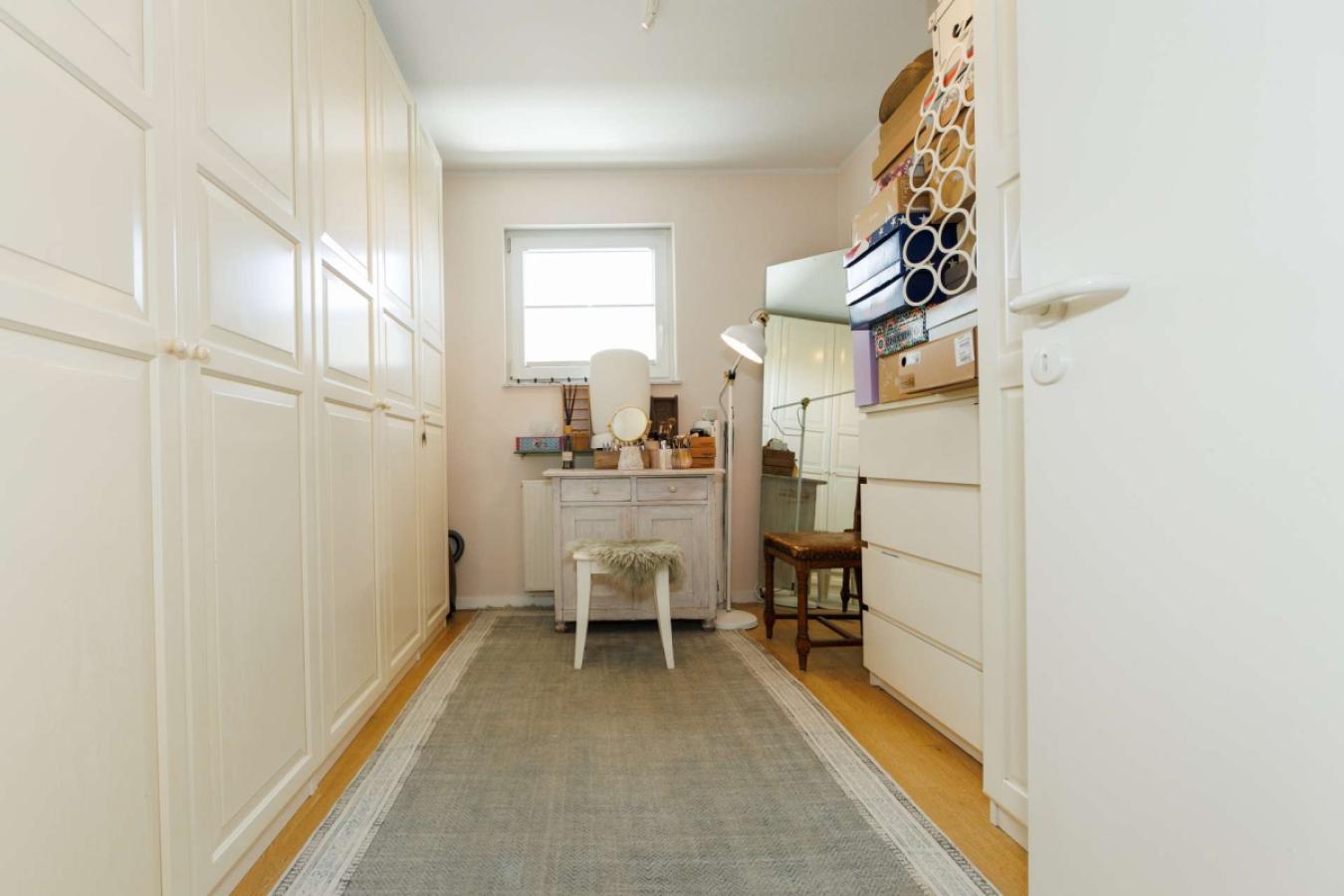 Ein weiteres Kinder- oder Arbeitszimmer