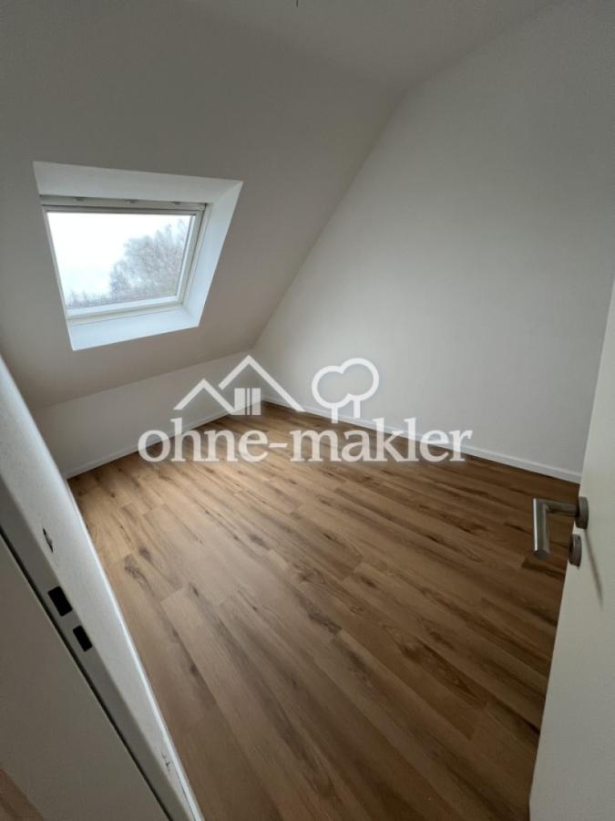 Kinder-/Arbeitszimmer