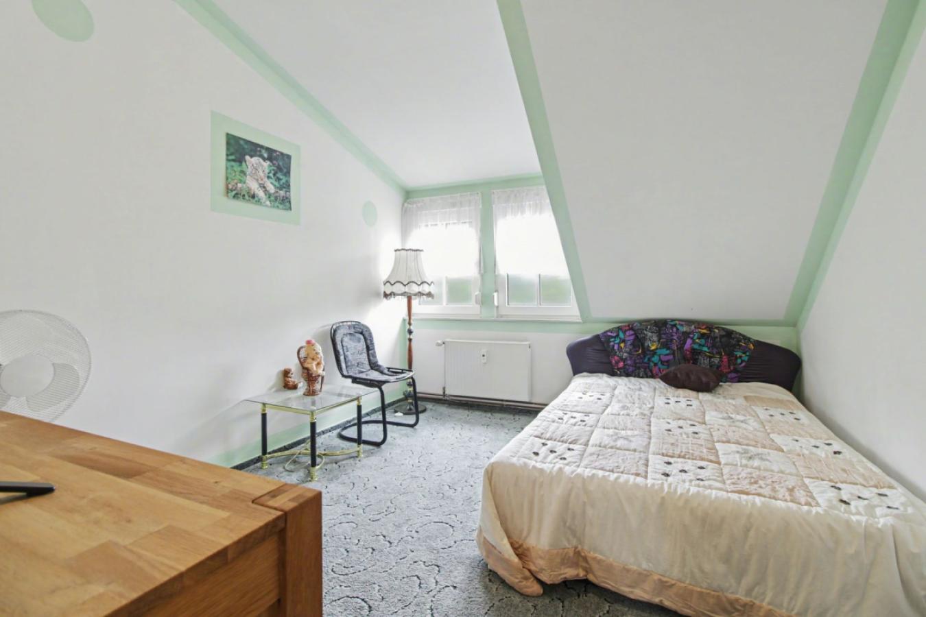 Schlafzimmer IV OG (EFH)