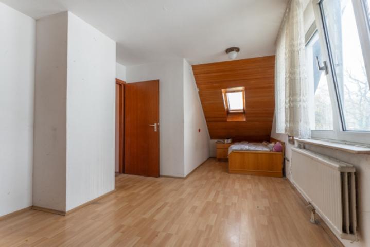 Schlafzimmer I im OG