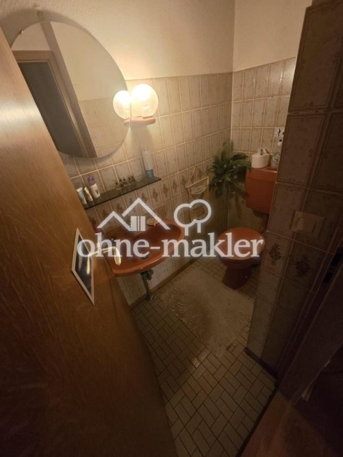 Jagdhausweg 12-1. OG Gäste WC