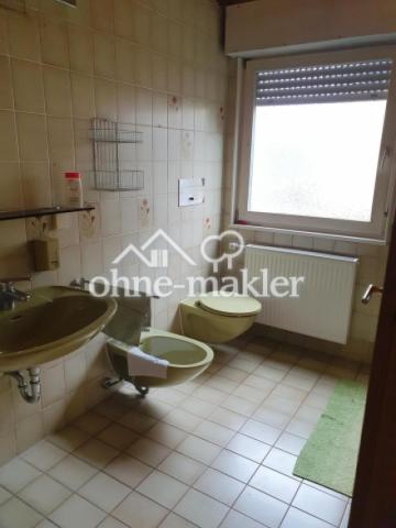 Jagdhausweg 12-1. OG Bad li.