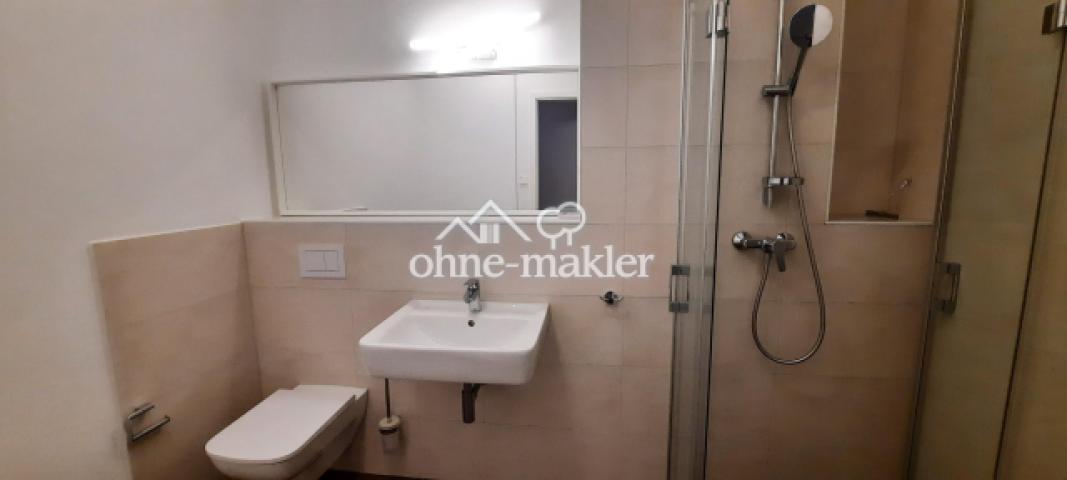 Duschbad 2.OG (Fenster!)