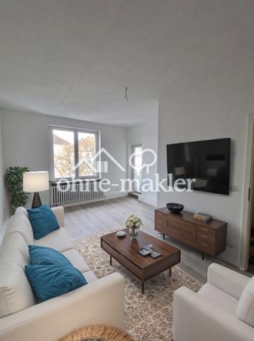 Schlafzimmer 1 mit Balkon