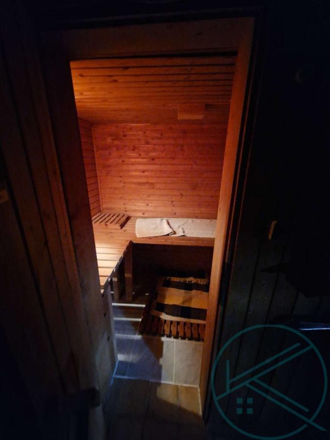 UG Sauna 