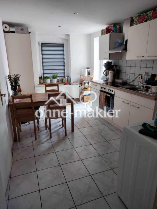 Küche mit Essbereich