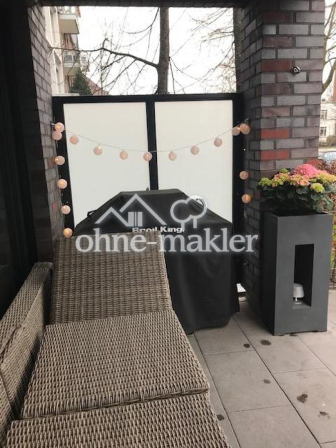 Platz für einen großen Grill