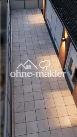 Alter Belag (wird erneuert)