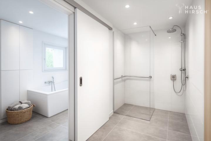 EG Duschbad und Wannenbad - Beispiel Foto fertig renoviert