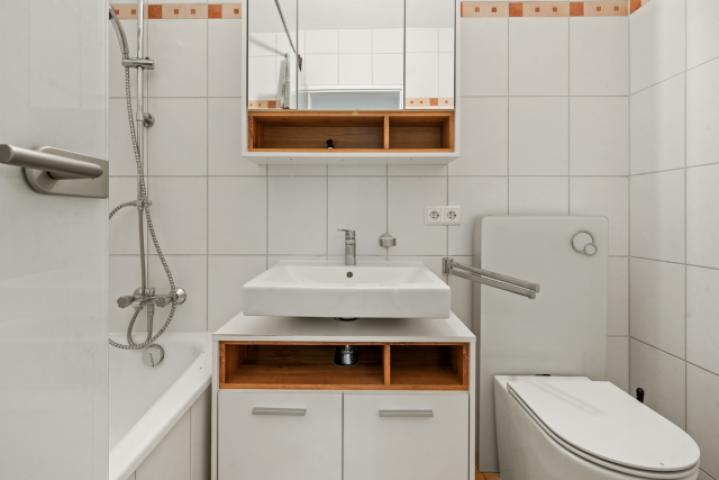 1. Badezimmer mit WC