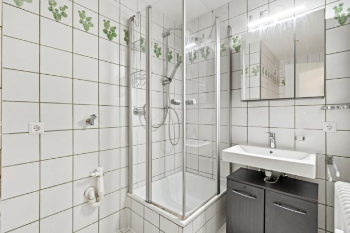 2. Badezimmer mit WC