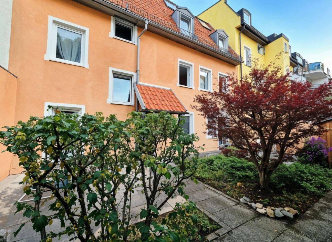 Haus Rückseite (1a)