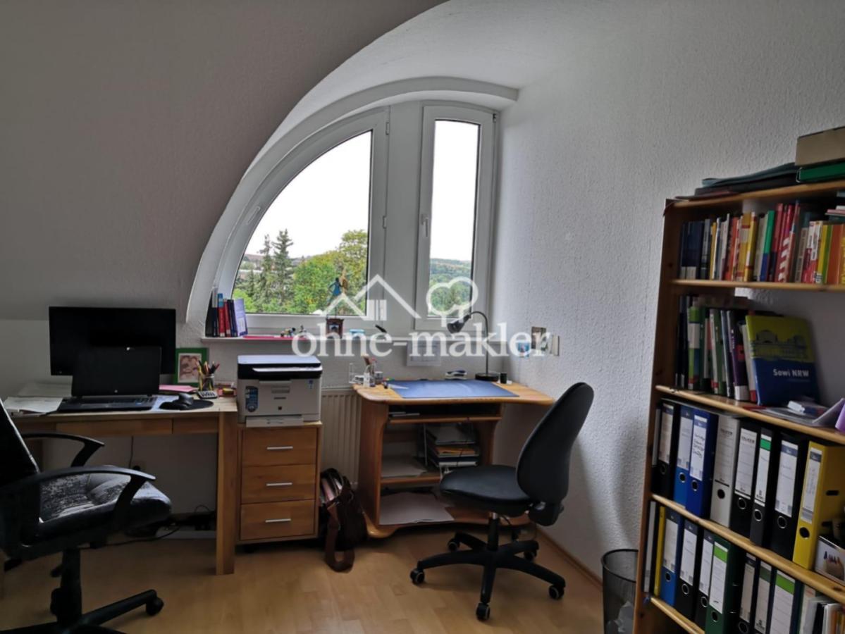 Büro/ Kinderzimmer 