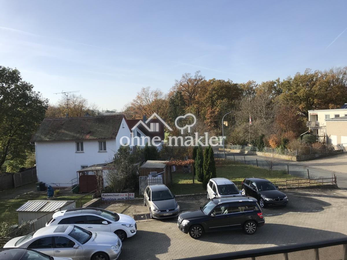 Aussicht von Balkon zum Garten